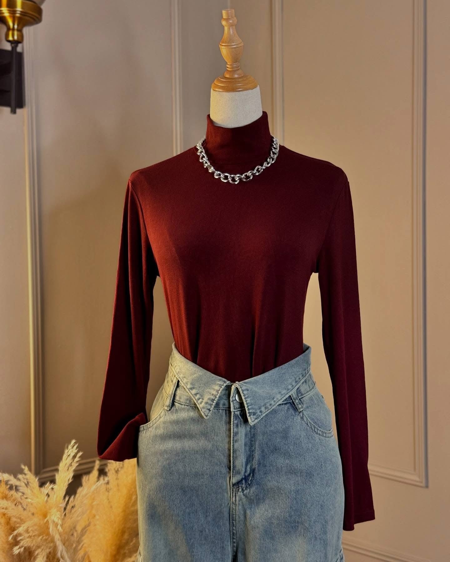 Long sleeve turtleneck top