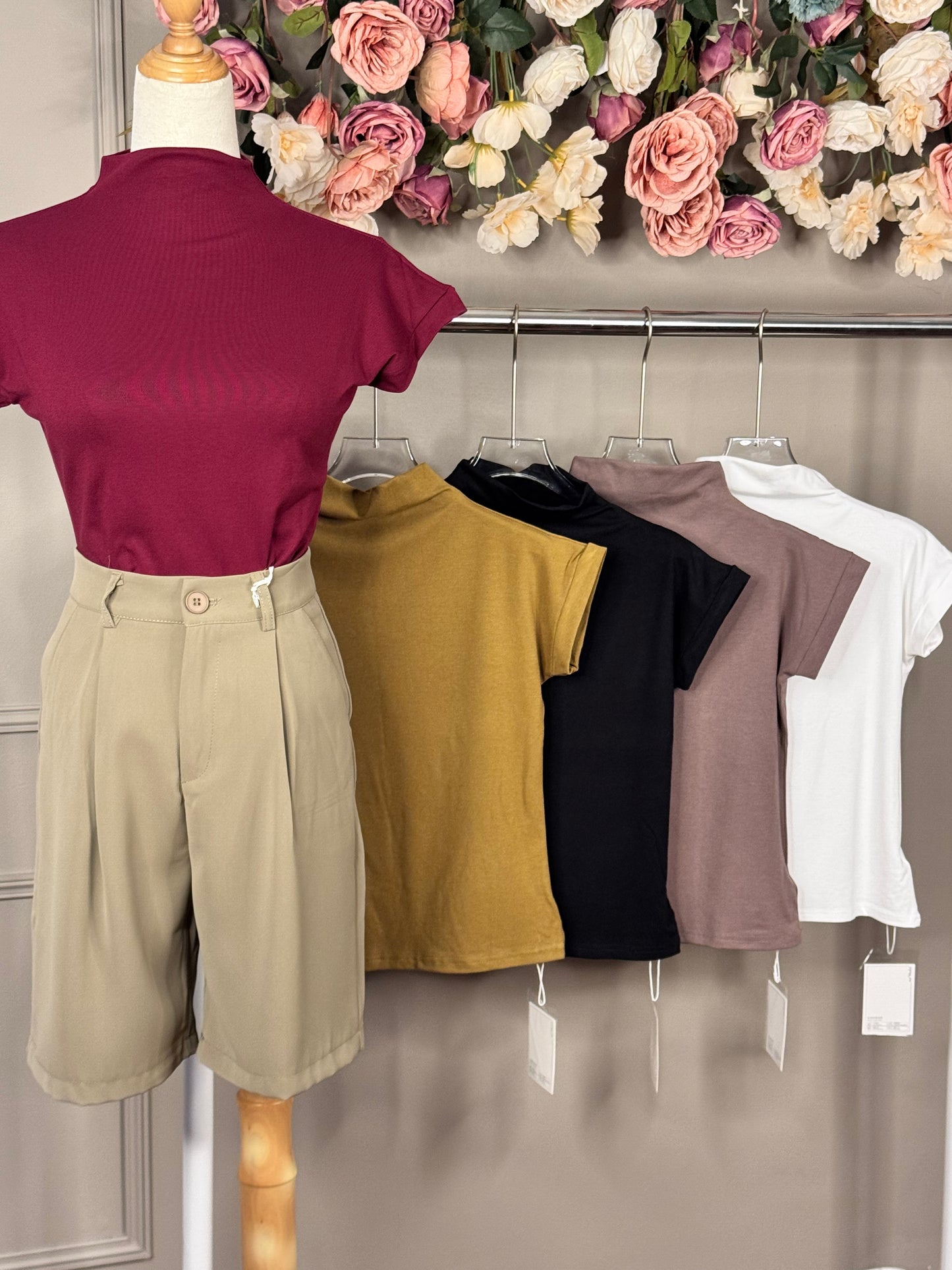 Short sleeve turtleneck