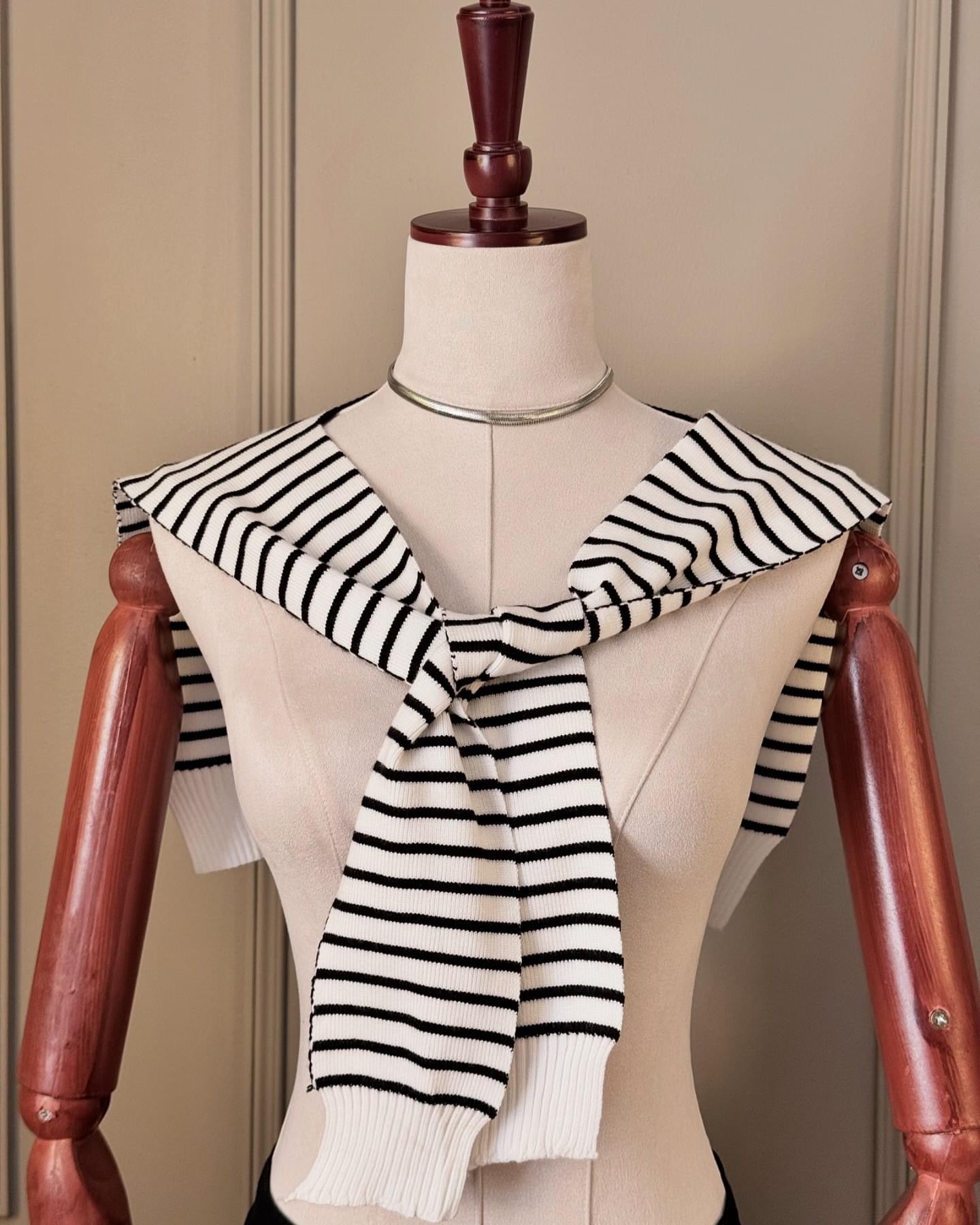 Old money striped scarfs