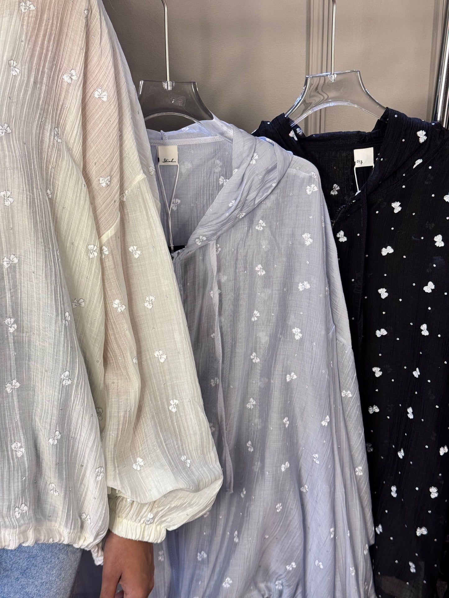 Oversized bow jacket