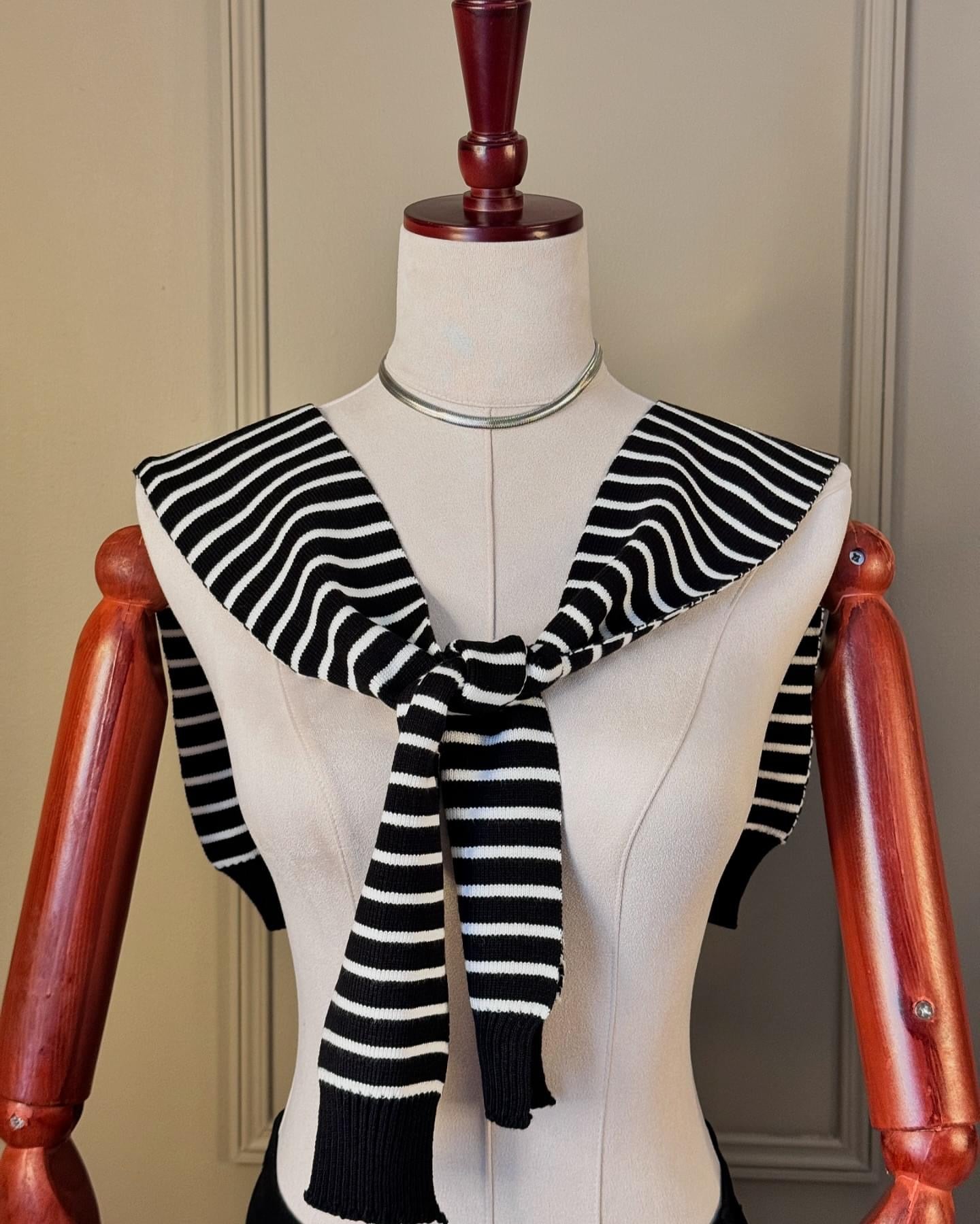 Old money striped scarfs