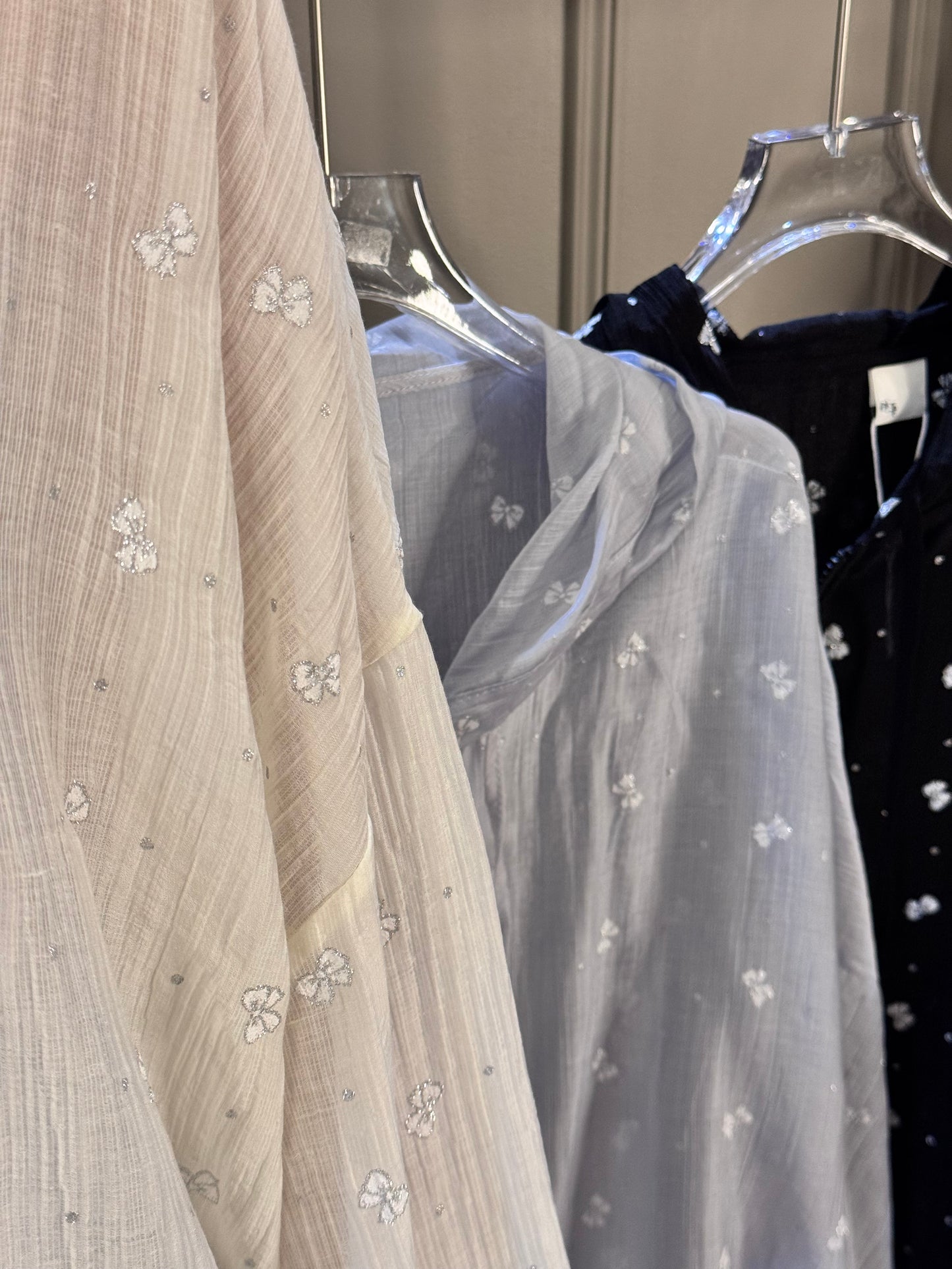 Oversized bow jacket